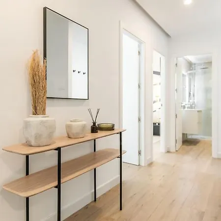Apartment Delightful And Bright In Center By Rems Malaga
