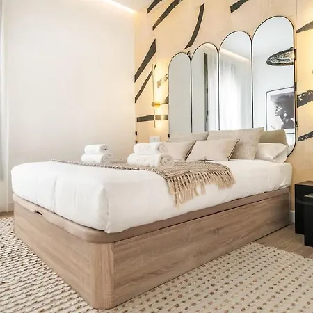 Delightful And Bright In Center By Rems Apartment *