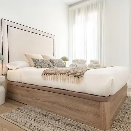 Delightful And Bright In Center By Rems